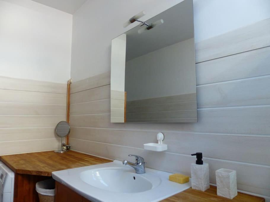 Appartement Dans Maison Brié-et-Angonnes المظهر الخارجي الصورة