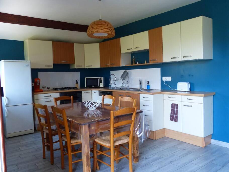 Appartement Dans Maison Brié-et-Angonnes المظهر الخارجي الصورة